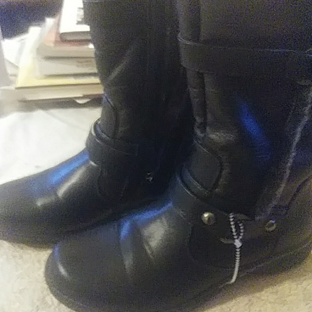 Cool zip up flat boots by wonderlust 8w